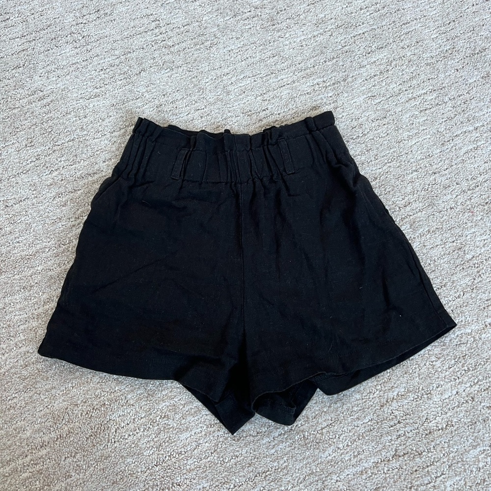 High waisted Black linen shorts xs with pockets